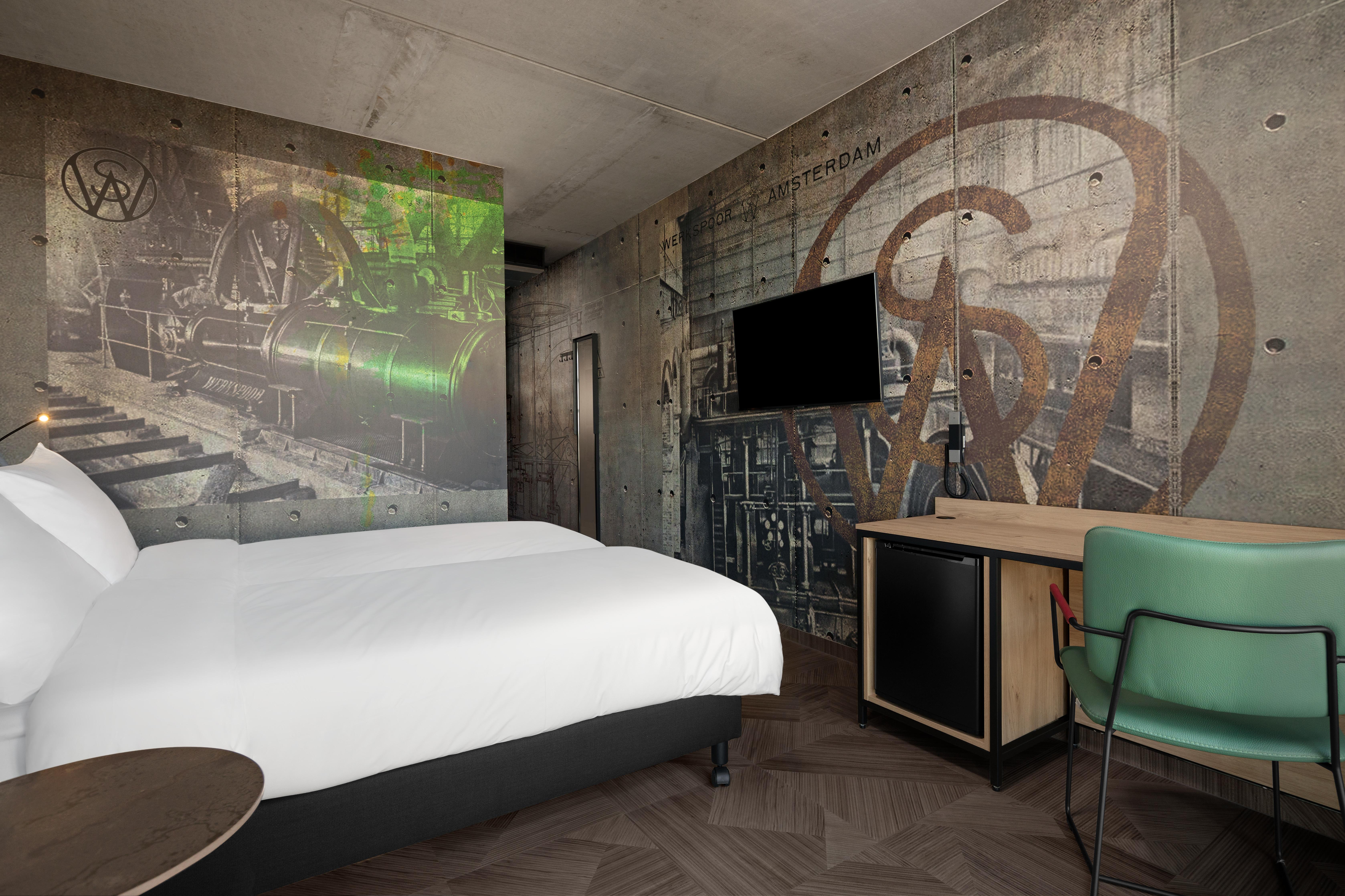 Inntel Hotels Amsterdam Landmark Екстериор снимка The interior of a room at the hotel